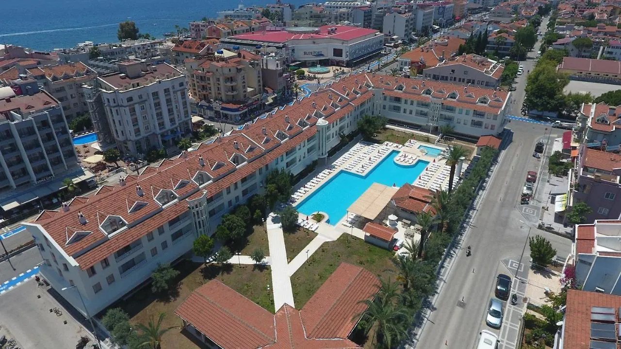 Ξενοδοχείο με διαμερίσματα Club Kocer Apartments Μαρμαρίς