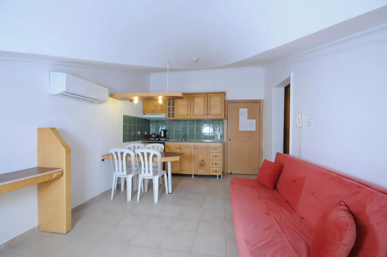 Club Kocer Apartments Marmaris 2*,